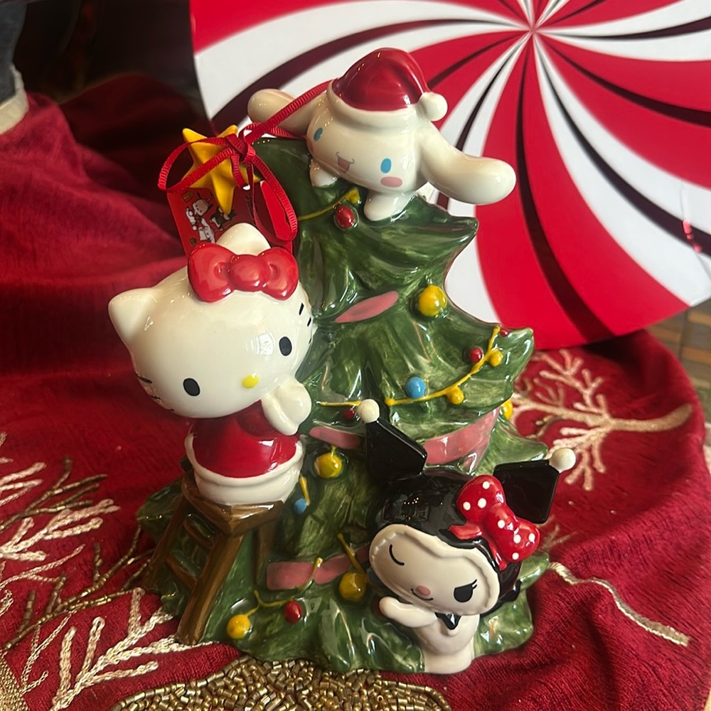 Sanrio Hello Kitty and friends Blue Sky Christmas tree ceramic HTF